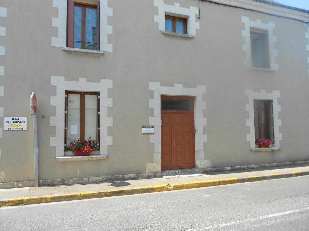 L'Eclipse Bed and Breakfast Saint-Nicolas-des-Motets Exterior foto